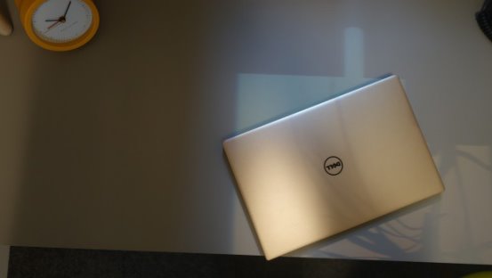 Win10超级本比拼:戴尔XPS13对比Surface Laptop
